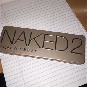 Naked 2 urban decay eyeshadow palette